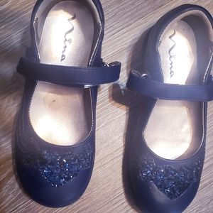 Toddler girls leather navy Mary Janes size 11